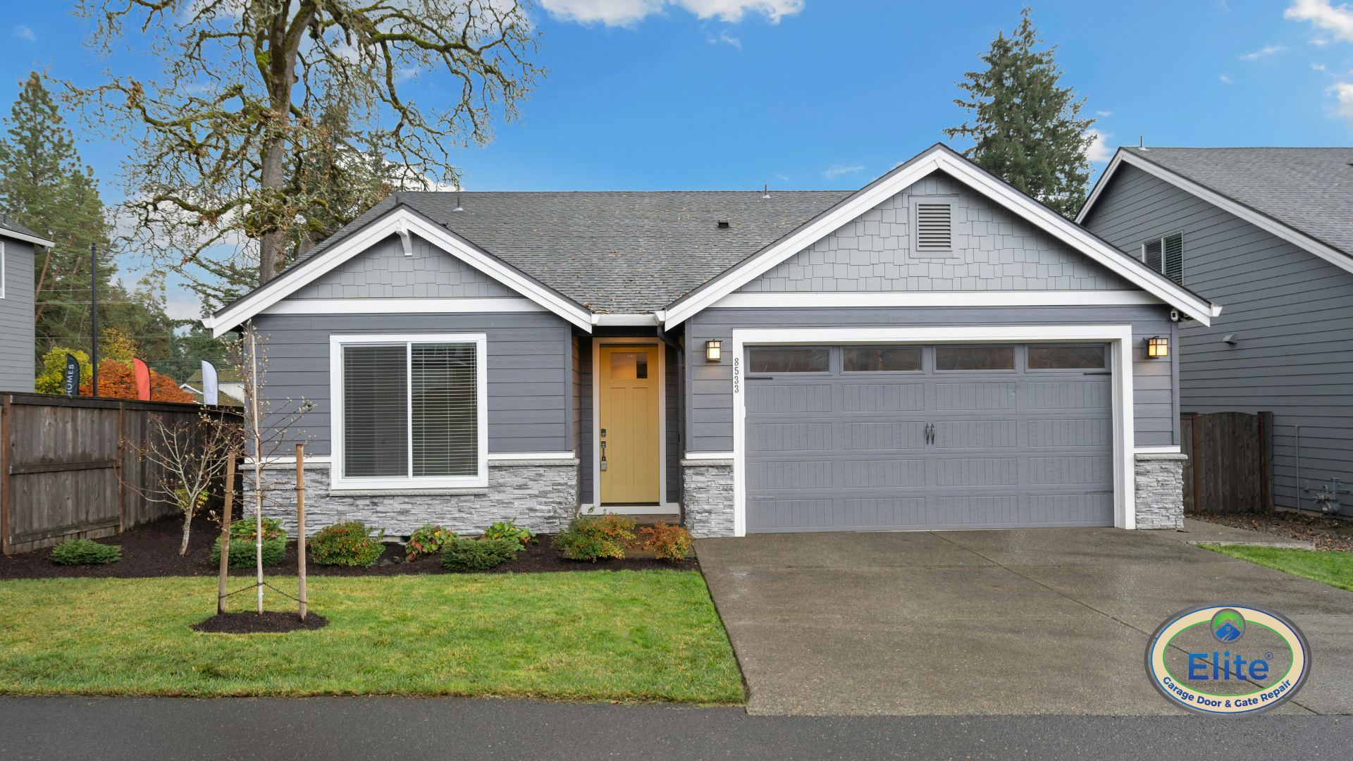 Can gaps at the garage door corners be fixed?