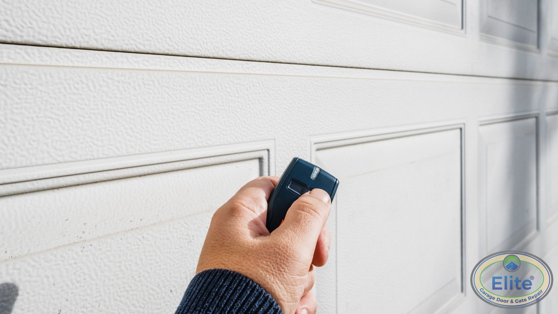 Garage Door Paint vs Stain: Which Lasts Longer?