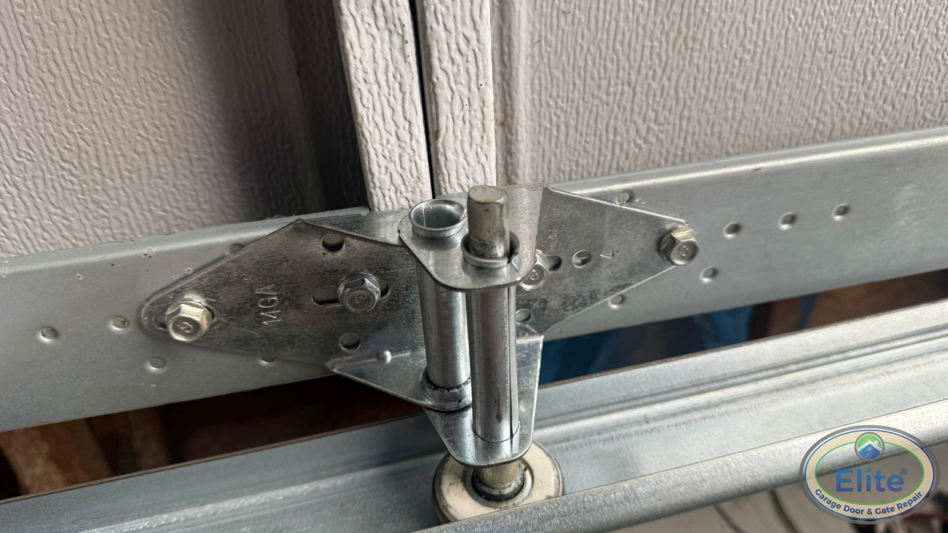 Garage Door Threshold Seal Installation: Benefits and How-To